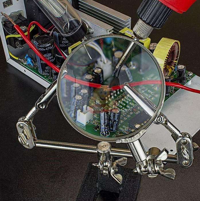 Soldering Magnifying Glass with 3 Handles and Zoom Function