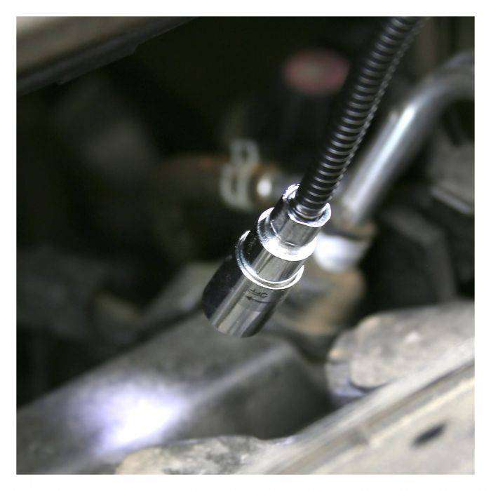 56cm Flexible Magnetic Pick-Up Tool with LED Light