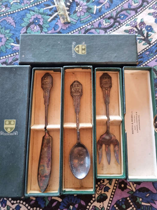 Mappin and webb cutlery