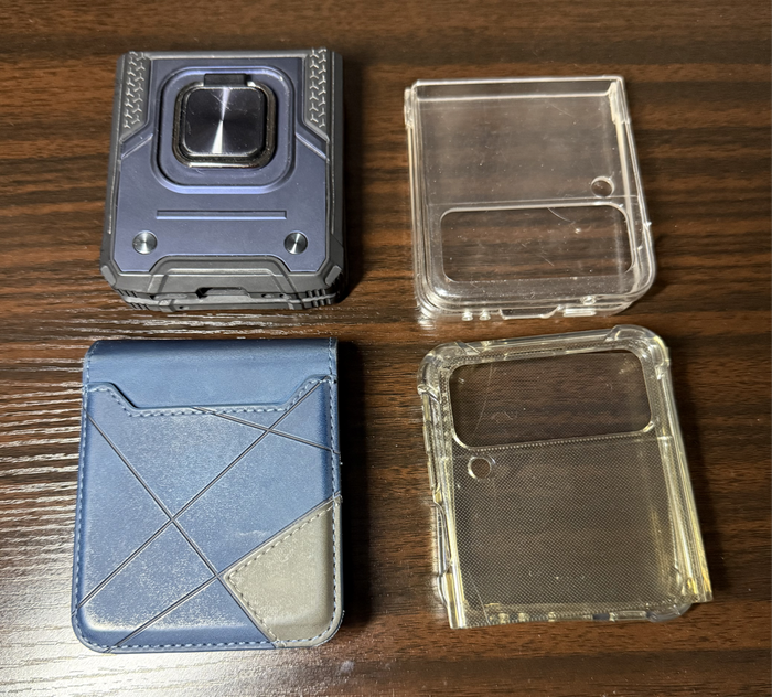 Samsung Galaxy Z Flip 4 Bundle