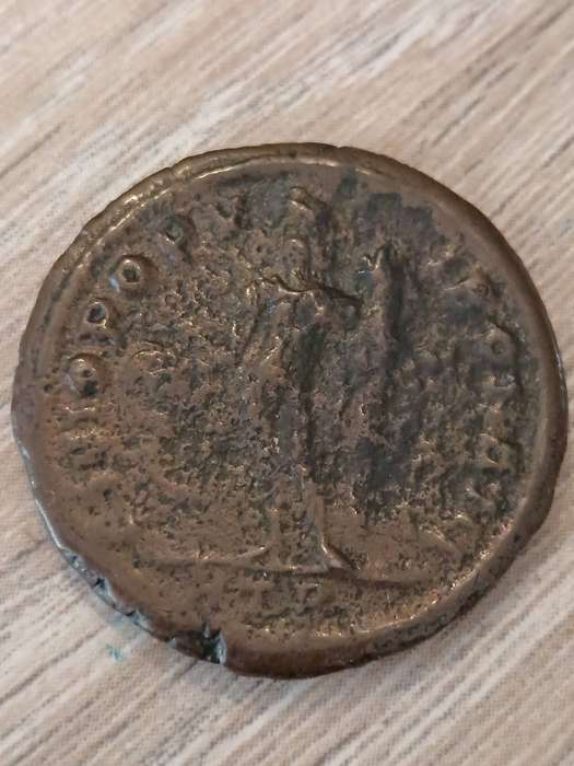Unknown Roman Coin