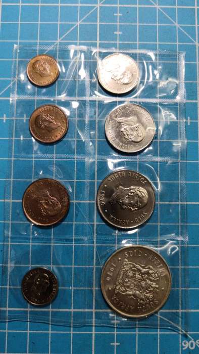 1976 coin set with a silver r1