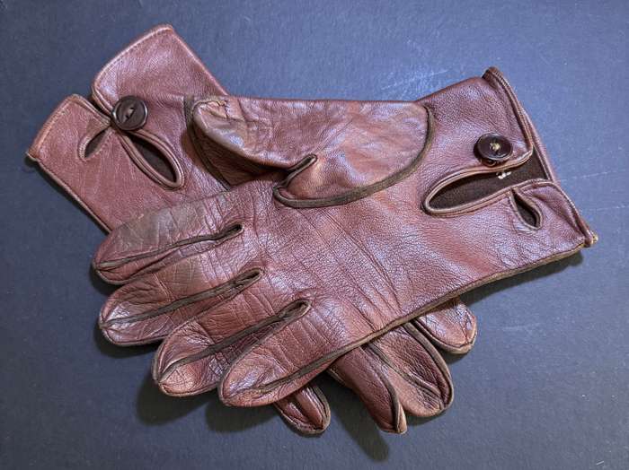 SADF - Ceremonial Gloves - Good Condition