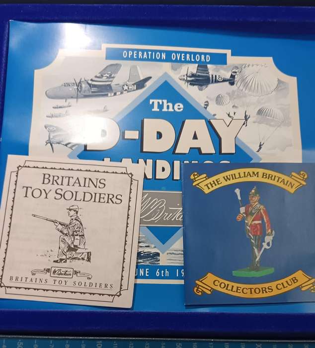 Britains Toy Soldier Set 8831 D-Day Landings Perfect Condition