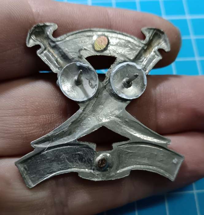 International - Oman Northern Frontier Cap Badge