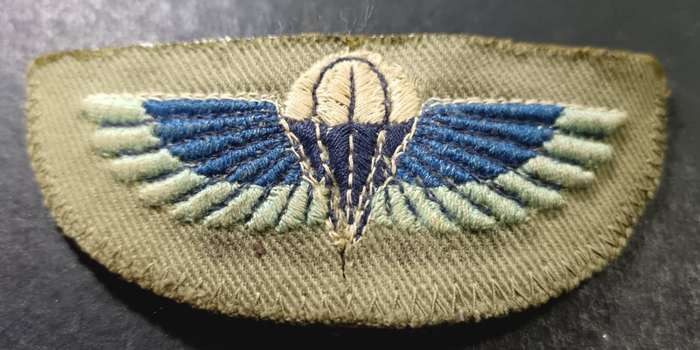 Special Forces Super Soldier - Mike West ( SAS and Recce ) SAS Padded Wing