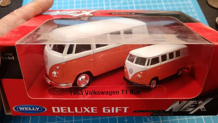 Welly : VW T1 Bus Set
