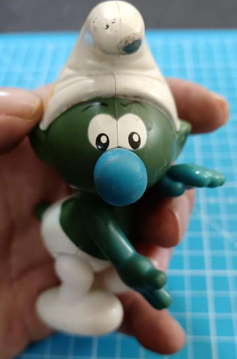 Vintage SMURFS Figurine