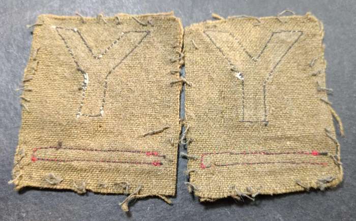 World War Two - British 5th Infantry Division Combination Formation Signs