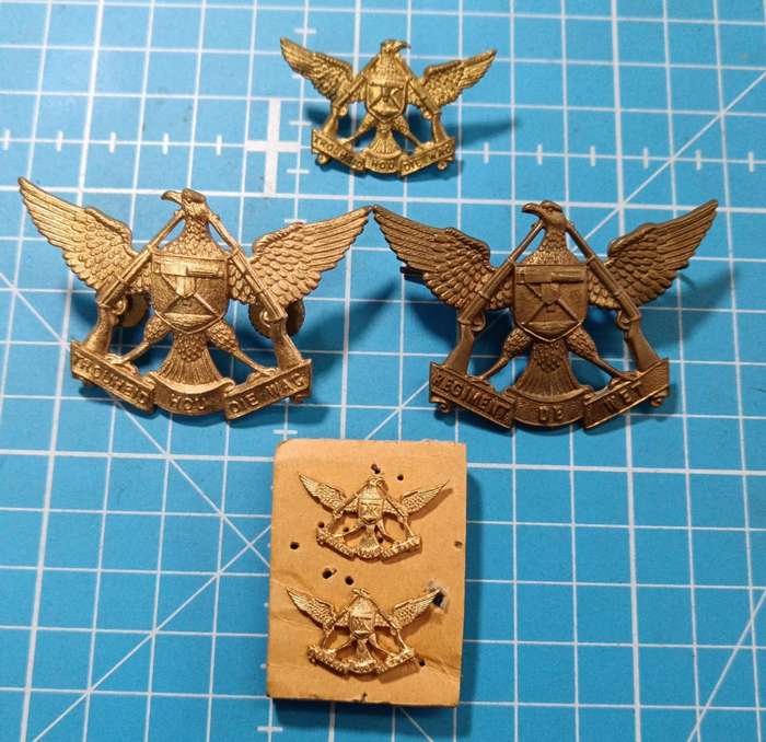 SADF - Regiment De Wet Cap Collars and Mess Dress Collars