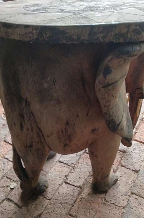 Angola Bring-Back - Elepehant Table ( Heavy ) Stands 75CM and Measures 60CM in Diameter