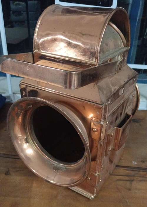 Vintage Fire Engin Lamp
