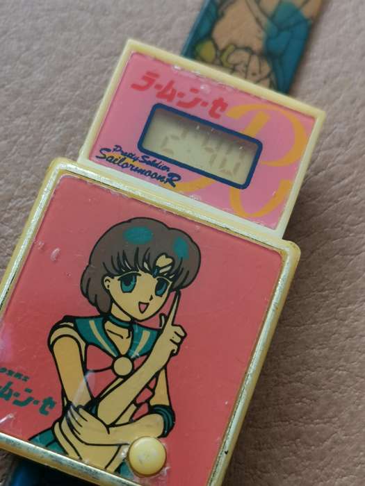 Vintage 1990s sailor moon kids digital watch