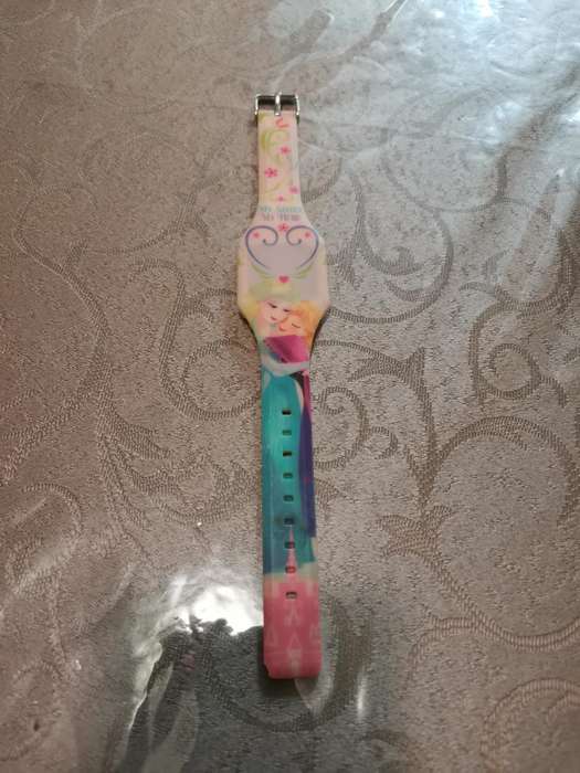 Disney Frozen digital watch