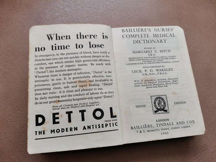 1943 baillieres nurses complete medical dictionary