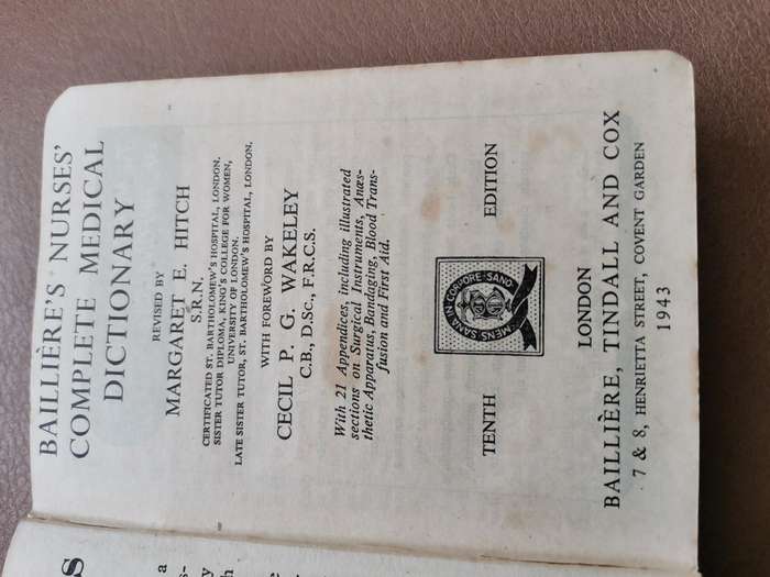 1943 baillieres nurses complete medical dictionary