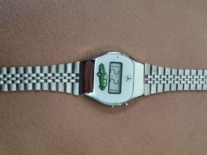 Vintage 1980s Mercedes Benz W124 watch