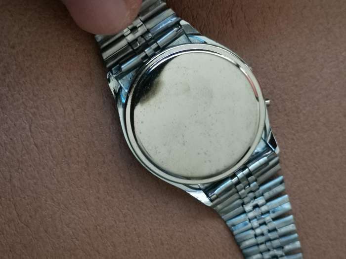 Vintage 1980s Mercedes Benz W124 watch