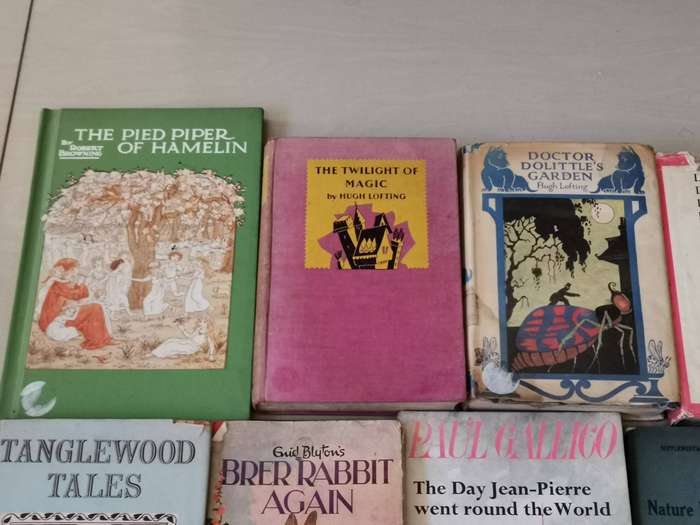 40 vintage children's books, highly collectible lot