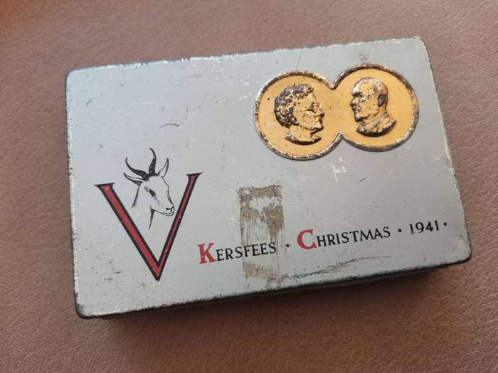 Vintage 1941 Ww2 Christmas gift tin issued to troops