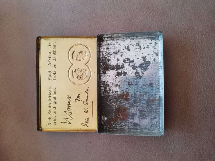 Vintage 1941 Ww2 Christmas gift tin issued to troops