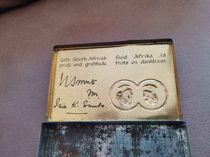 Vintage 1941 Ww2 Christmas gift tin issued to troops