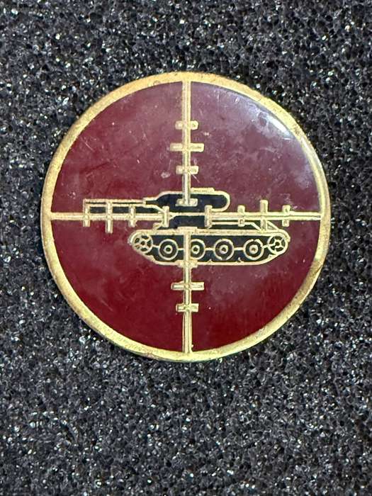44 parachute battalion Anti-Tank Proficiency Badge