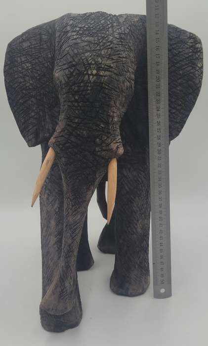 Elephant Wood Carving - Stunning craftmanship - 42cm H