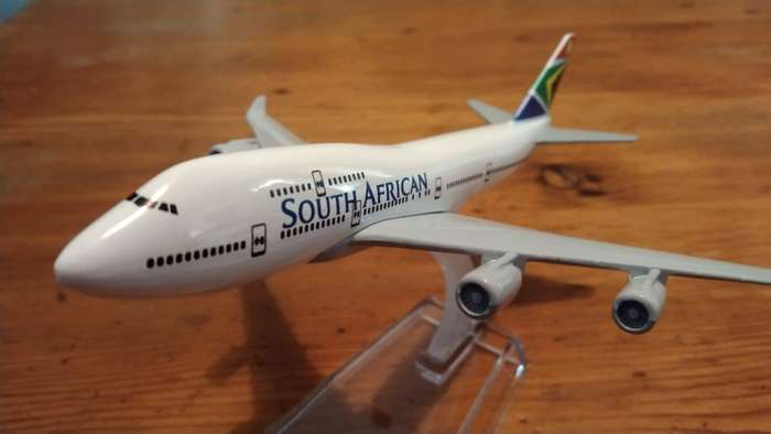 SAA B747-400 - DIE CAST STEEL - SCALE 1/400 (16CM) - NEW IN BOX