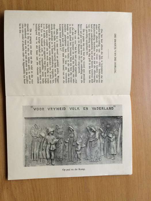 Die Nasionale Vrouemonument booklet