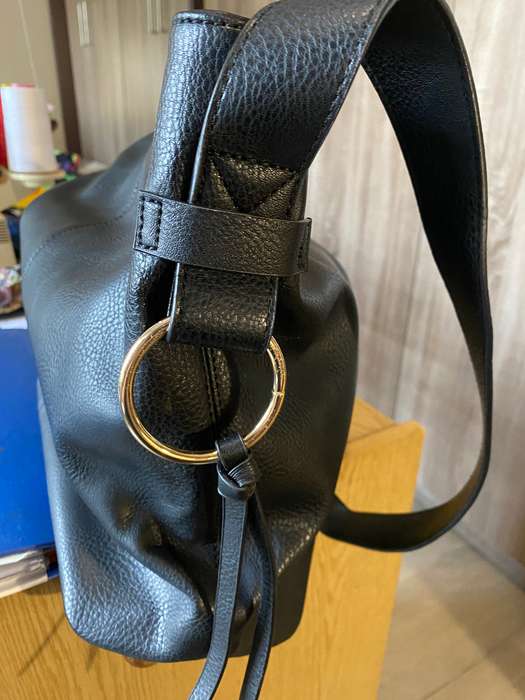 Crossbody handbag