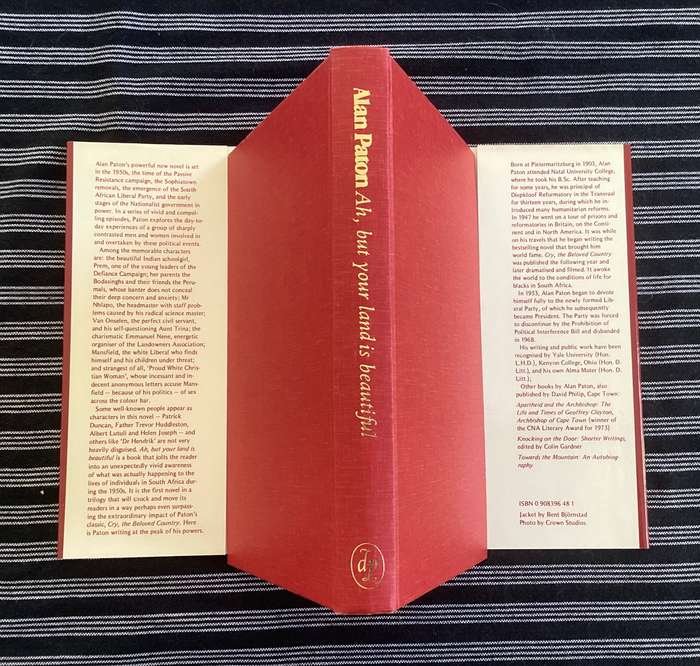 ALAN PATON: Ah, but your land is beautiful. Hardcover, 271 pages.