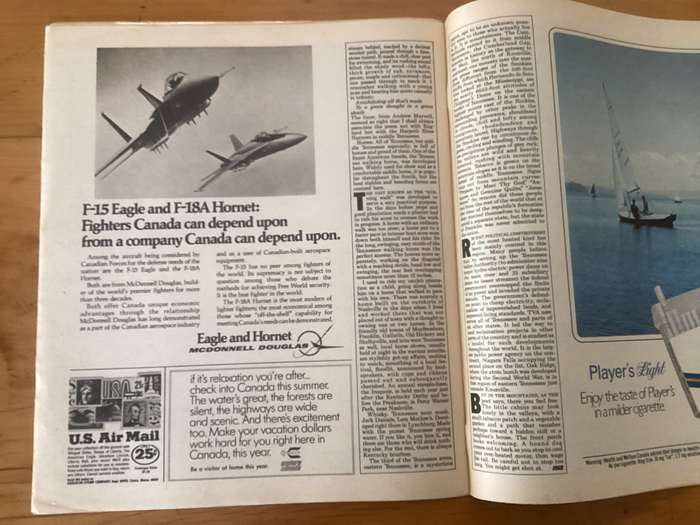 ELVIS. Classic: Weekend Magazine (Canadian 1 year anniversary issue). Complete and in very good con.