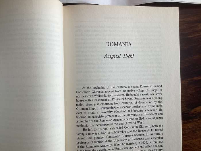 TWILIGHT OF EMPIRE. Inside the crumbling Soviet Bloc. Hardcover, good condition.