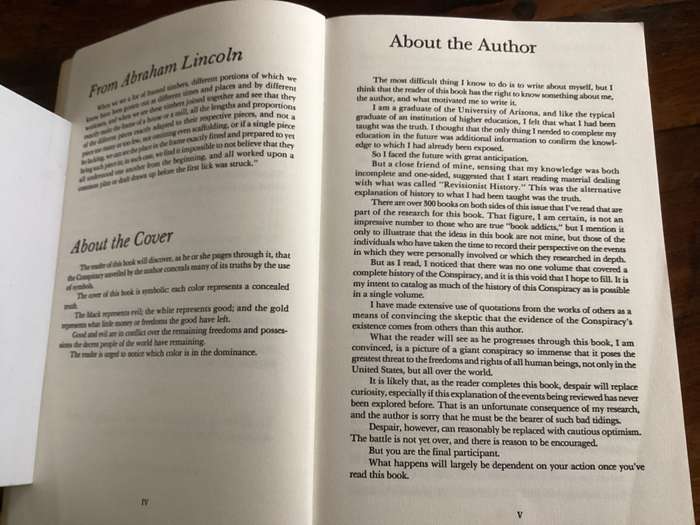 THE UNSEEN HAND. The Conspiratorial View of History. Paperback in a Good + condition.