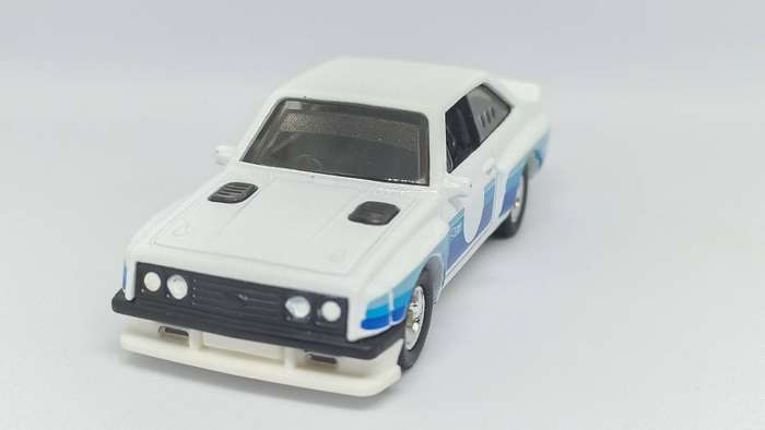 Ford Escort RS2000 1:64 hotwheels custom