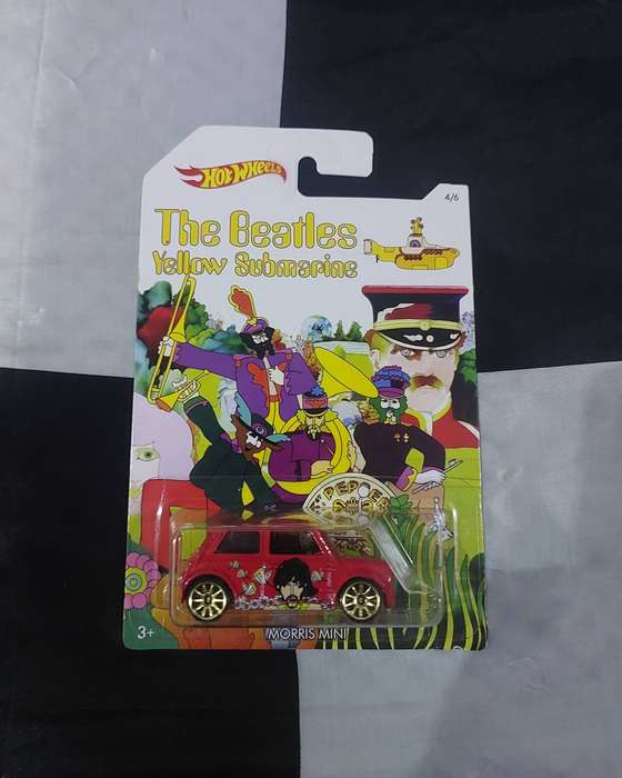 Hot Wheels Morris Mini (Mini Cooper) THE BEETLES YELLOW SUBMARINE