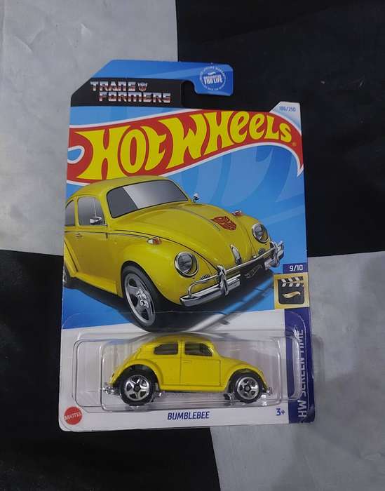 Hot Wheels VW Volkswagen Beetle Bumblebee (Transformers)