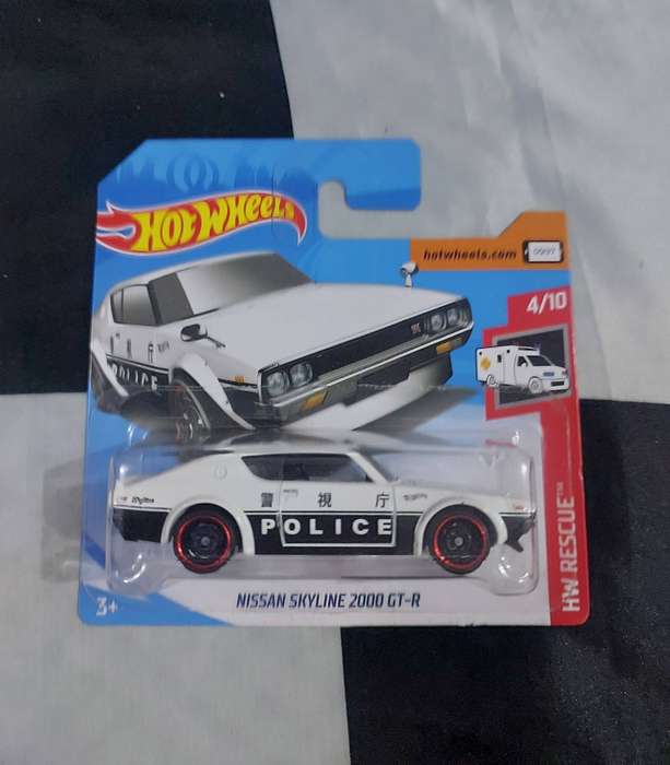 Hot Wheels Nissan Skyline 2000GT-R