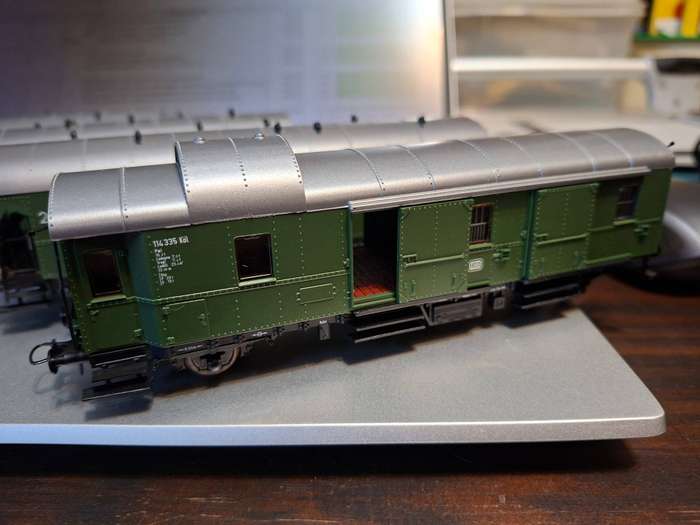 Roco Passenger Set Donnerbüchse, DB