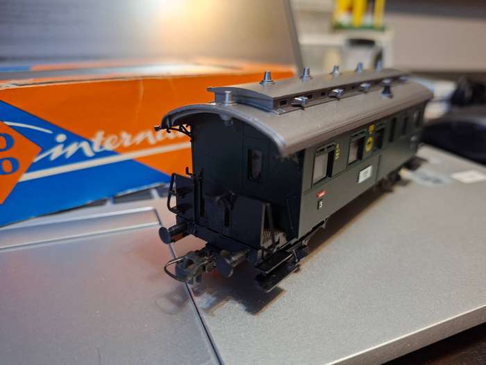 Roco 4208 3rd class passenger car DRG