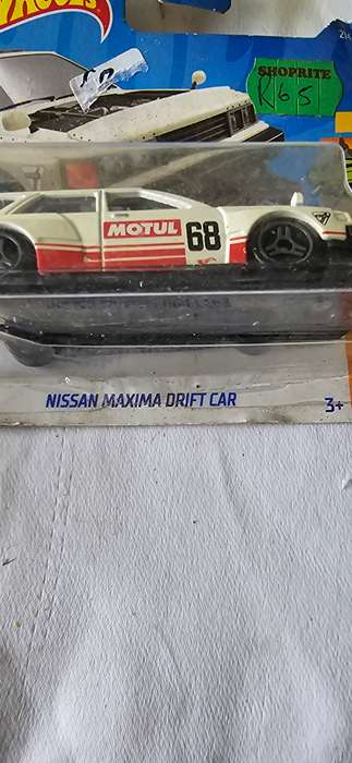 SET OF 5 HOT WHEELS MODEL CARS