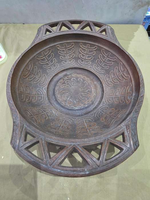 VINTAGE WOODEN CARVED BASKET