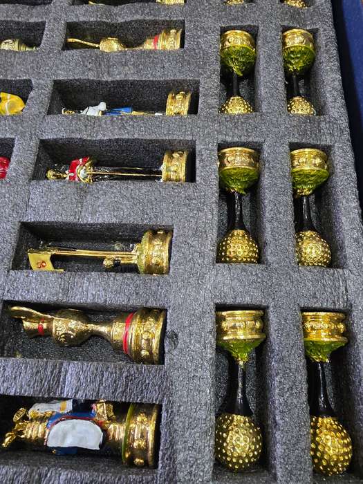 PEWTER GOLF CHESS SET