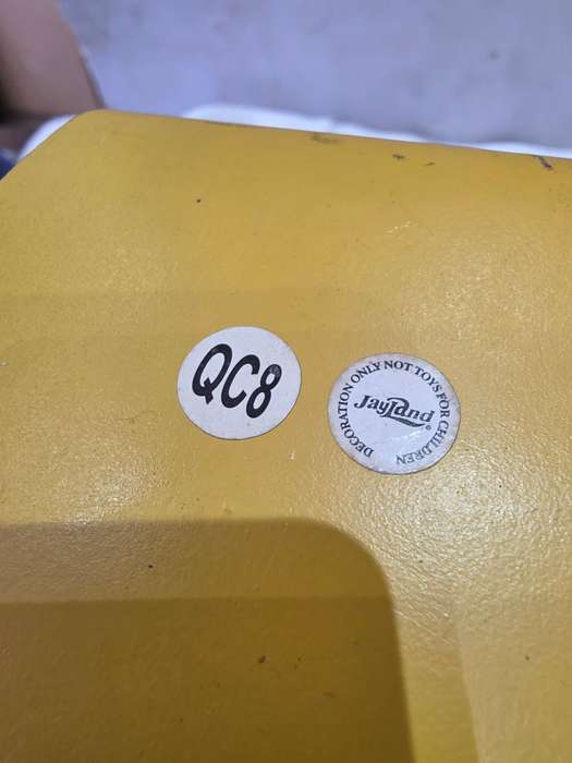 BRITISH K3215 BI-PLANE BRITISH WW1 MILITARY YELLOW METAL AIRPLANE