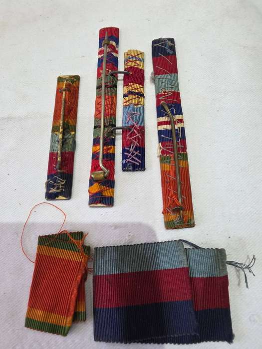 WORLD WAR11 RIBBONS AND BADGES