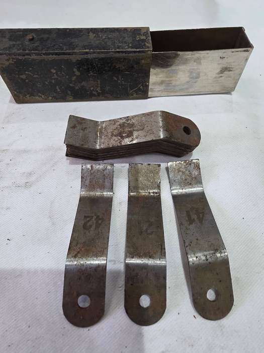 18 PIECE SOME SORT OLD NUMBERED TOOL
