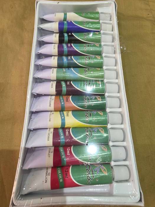 12 FINE KAIBO ARTIST OIL COLOUR