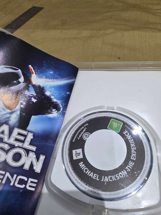 MICHAEL JACKSON PSP GAME DISC