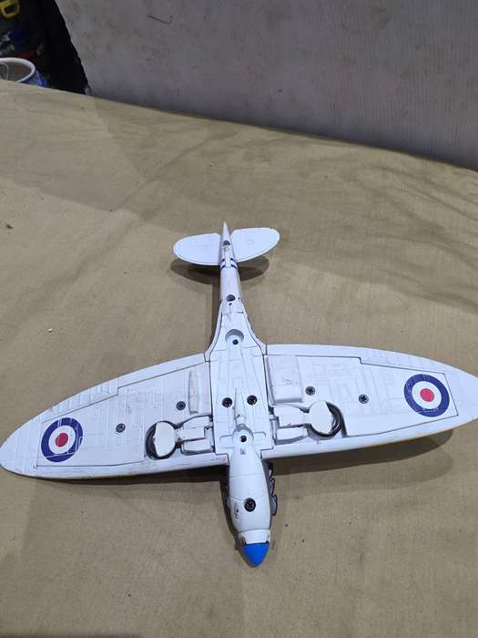 RC MODEL SPITFIRE(PLANE ONLY)